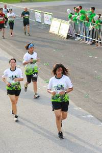 BIB: 913
                            <button type="button" onclick="openModal(3537808)" class="btn btn-primary btn-sm float-right btn-popup" data-toggle="modal" data-target=".modal-high-quality">
                        <i class="fas fa-shopping-cart"></i> Add to Cart
                    </button>
                                            <button type="button" onclick="isThisMe(3537808, true)" class="btn btn-success btn-sm float-right btn-popup btn-isme hidden" data-toggle="tooltip" data-placement="bottom" title="นี่คือรูปของคุณใช่ไหม คลิกที่นี่เพื่อเอาเข้าอัลบั้ม">
                        <i class="fas fa-plus"></i> Add to album
                    </button>
                    <button type="button" onclick="isThisMe(3537808, false)" class="btn btn-warning btn-sm float-right btn-popup btn-isnotme hidden">
                        <i class="fas fa-ban"></i> Remove from album
                    </button>